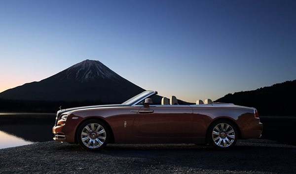 Rolls-Royce Dawn V12 