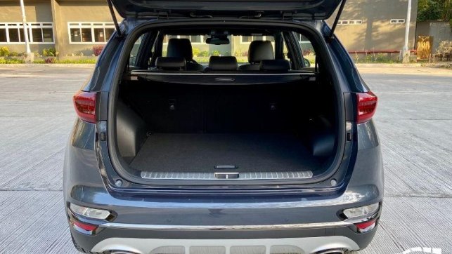 Kia Sportage cargo room