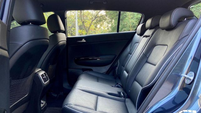 Kia Sportage rear seats