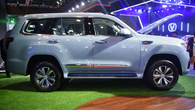 2024 BAIC B60 Beaumont from side