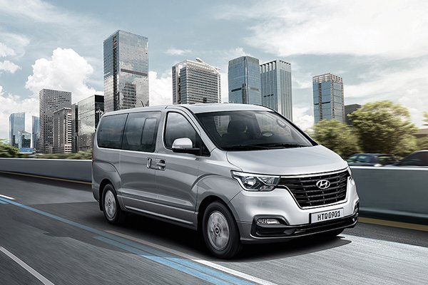 Hyundai Grand Starex (Facelifted) 2.5 CRDi GLS AT (with Swivel) With ₱32,798 Low monthly