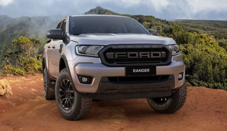 Ford Ranger FX4 Max 2.0 Biturbo 4x4 AT With ₱29,616 Low monthly