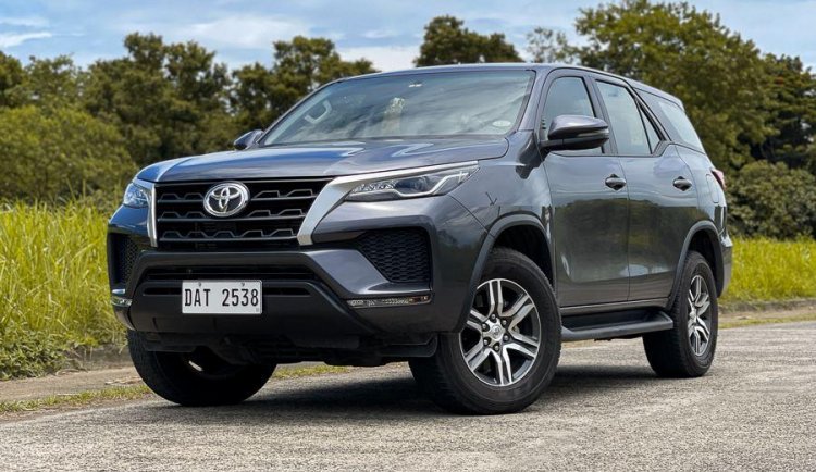 Toyota Fortuner  2.4 G Diesel 4x2 MT With ₱20,633 Low monthly