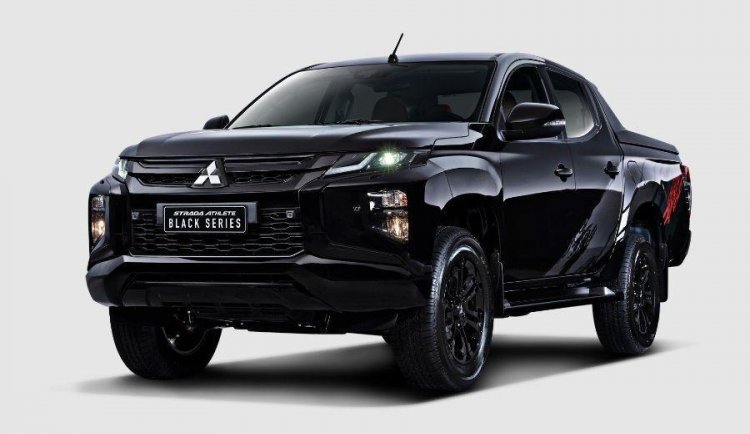 Mitsubishi Strada Athlete Black Series 2.4 4x2 AT With ₱24,377 Low monthly