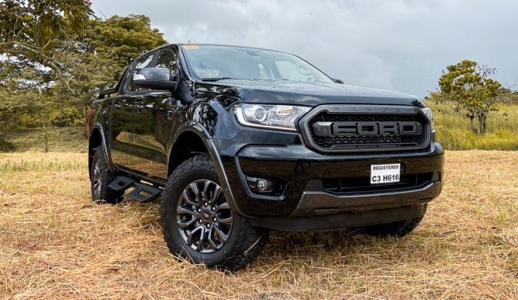 Ford Ranger XLS 4x2 AT With ₱88,000 All-in Down payment