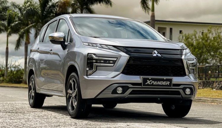 Mitsubishi Xpander GLX 1.5G CVT With ₱75,000 All-in Down payment