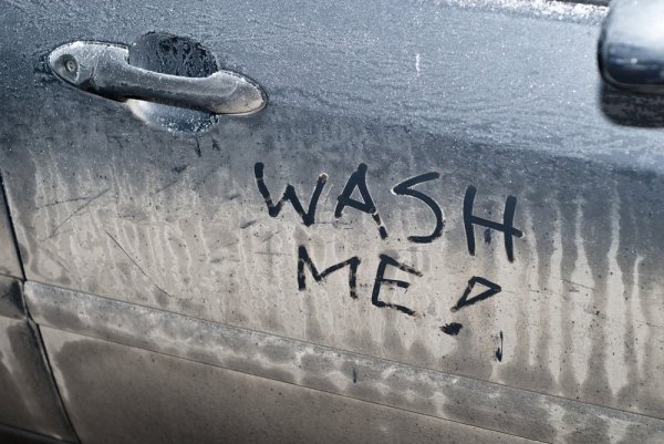 Dust will cover the whole car surface over prolonged periods of time. Dust on car