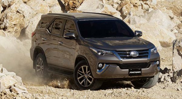 The new Toyota Fortuner in tough terrain
