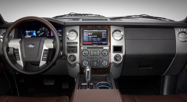 2017 Ford Expedition's cabin