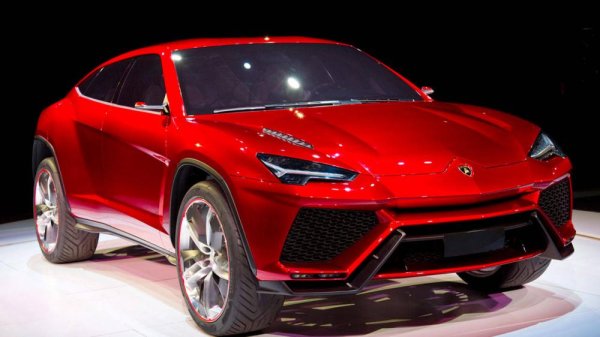 Many car enthusiasts are looking forward to the debut of the Lamborghini Urus next year 600