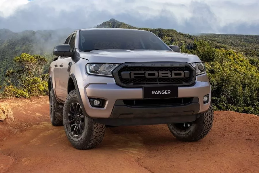 2021 Ford Ranger FX4 Max front profile shot