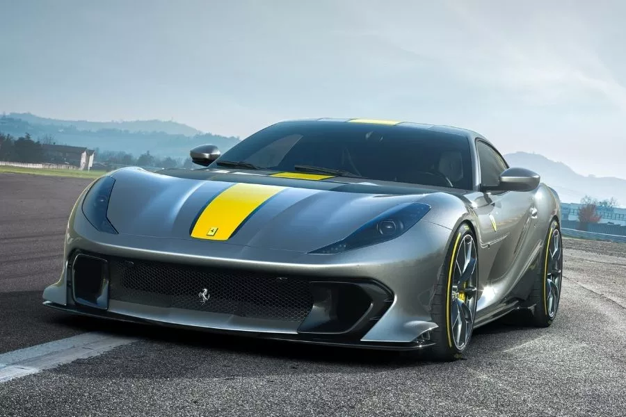 Ferrari 812 VS front