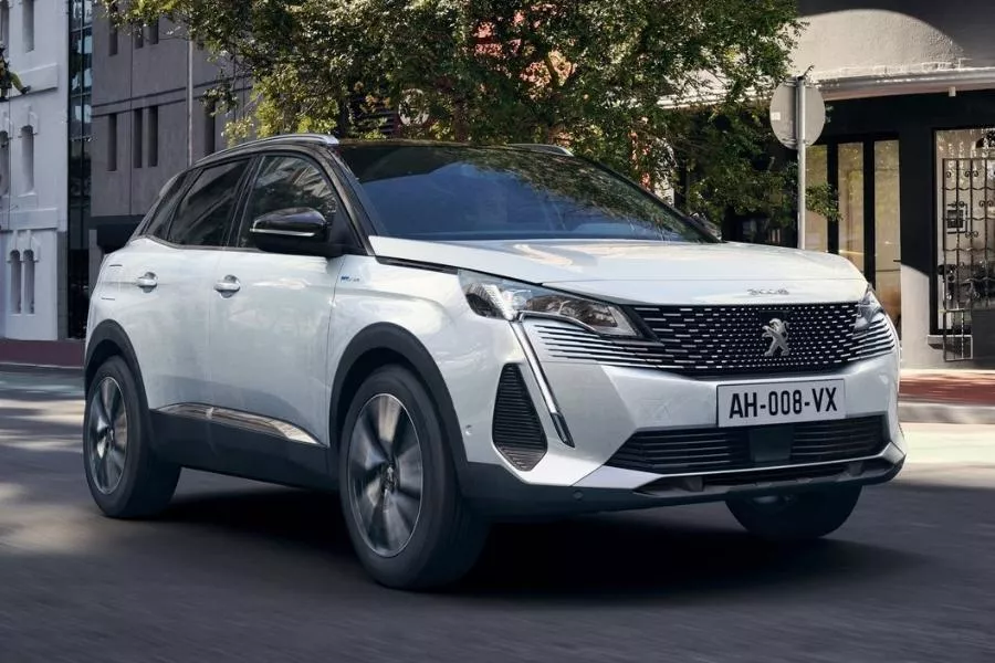 Peugeot 3008 front shot