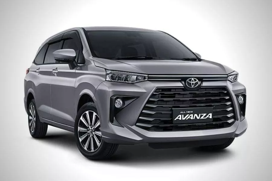 2022 Toyota Avanza front shot