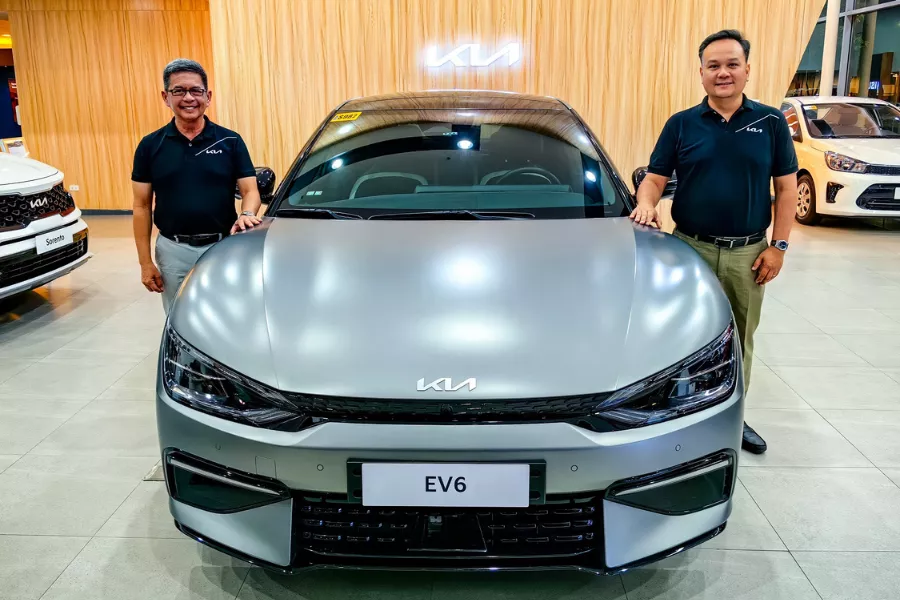 Kia EV6 with Brian Buendia