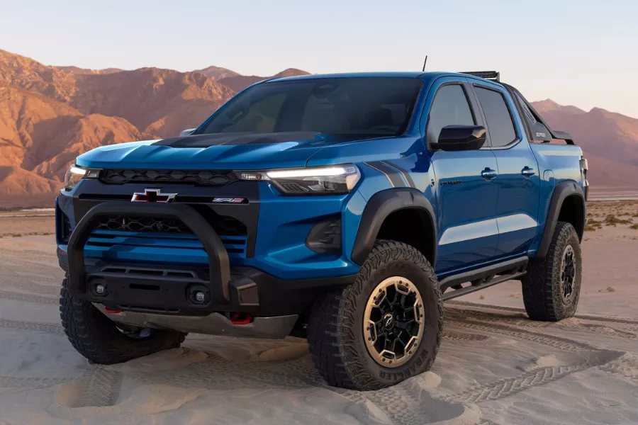 A picture of the 2023 Chevrolet Colorado in the ZR2 trim