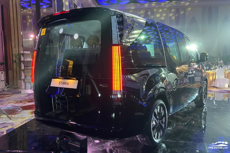 2023 Hyundai Staria rear
