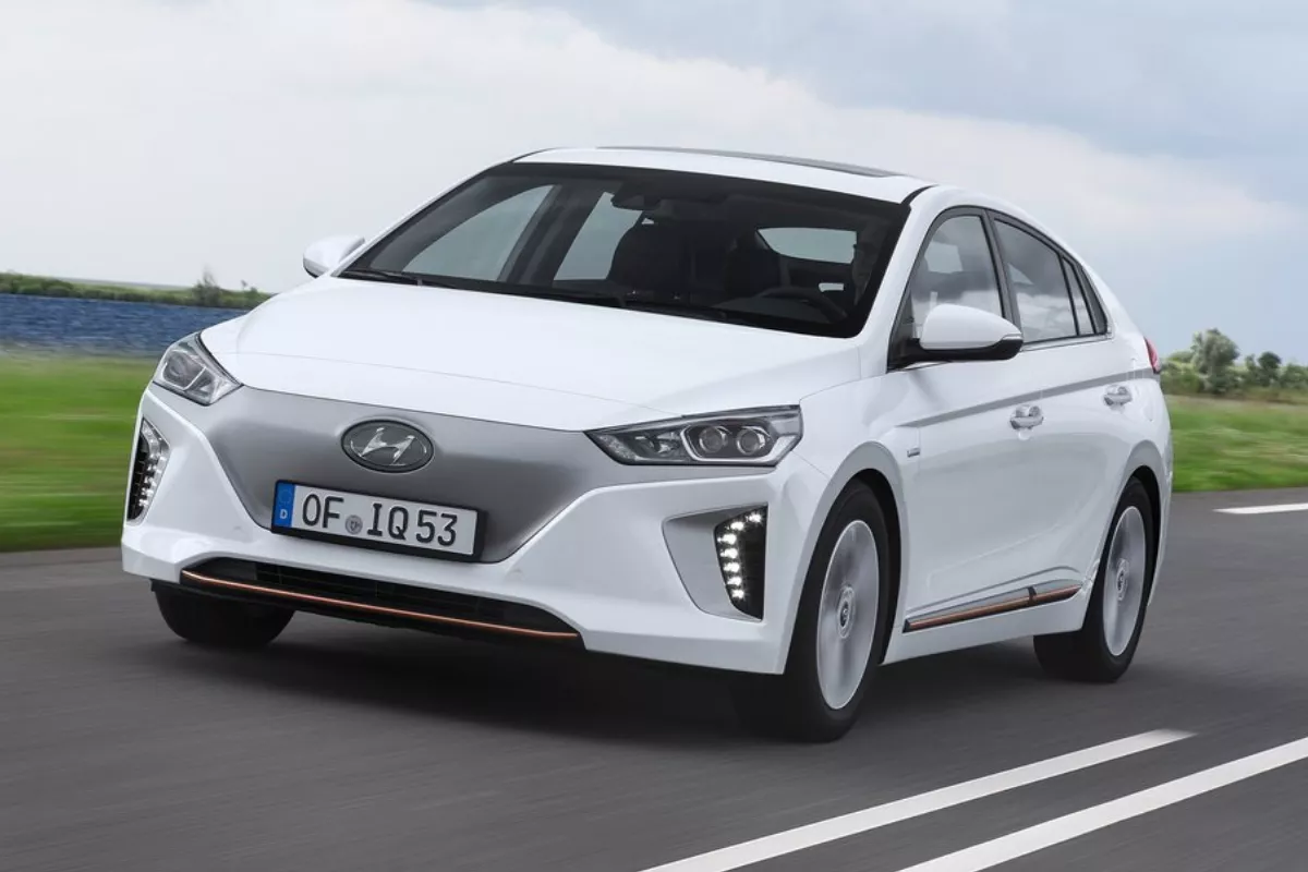 Hyundai Ioniq front shot