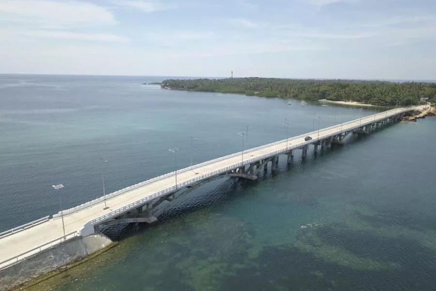 Catangnan-Cabitoonan Bridge in Siargao