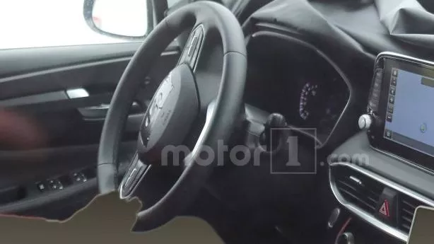 The Santa Fe 2019 interior spy shot