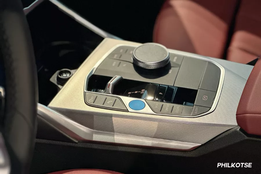 A closer look at its center console