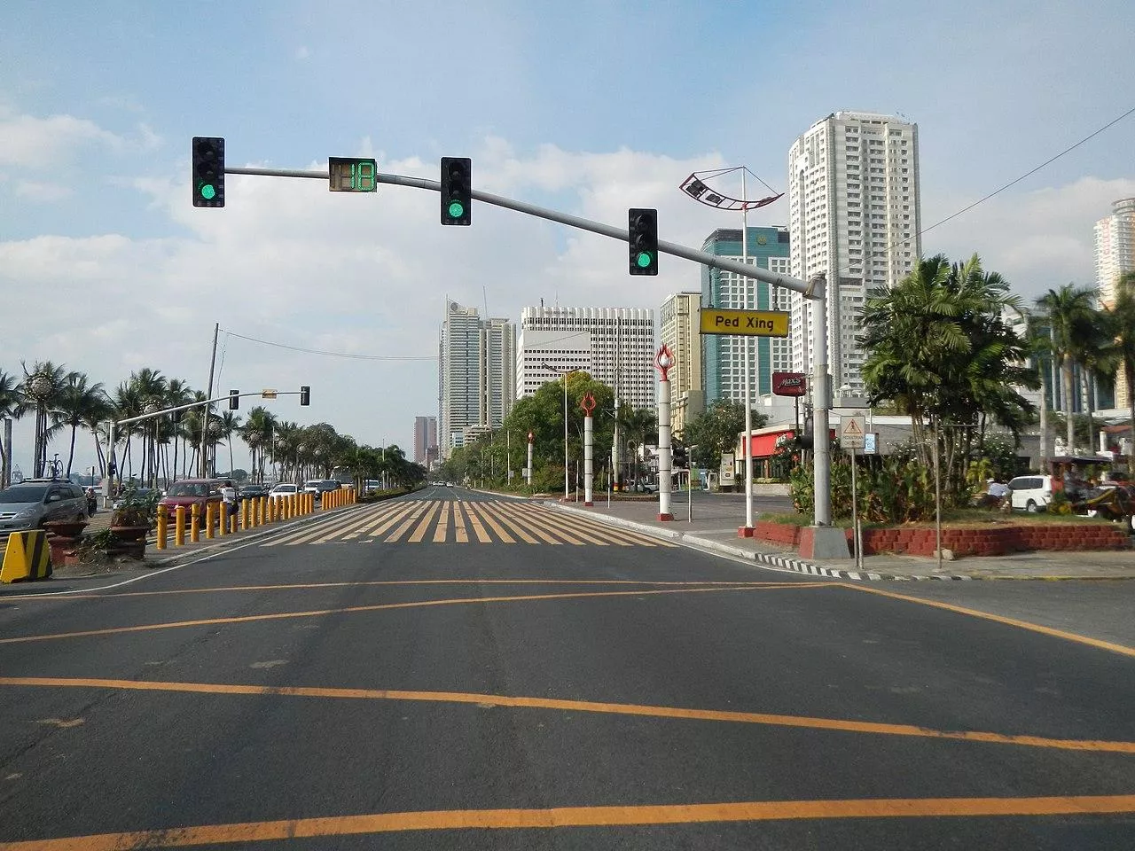 Roxas Blvd.