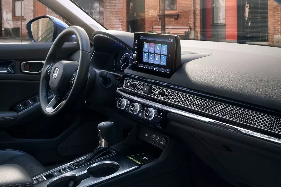 A picture of the 2022 Honda Civic Sport's interior