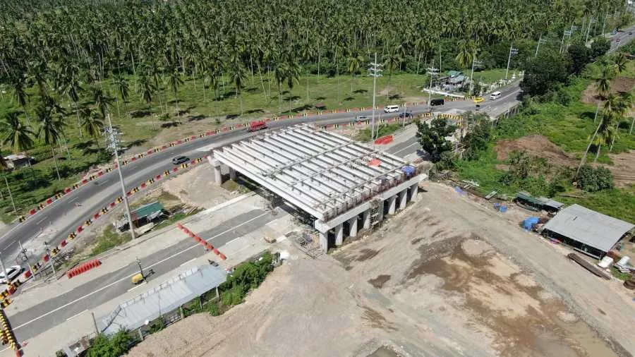 TR4 toll plaza construction