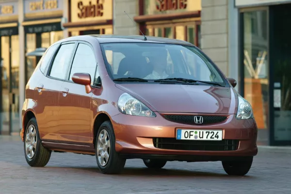 the Honda Jazz was the spiritual successor to the highly touted Honda Civic Hatchback of the 90s