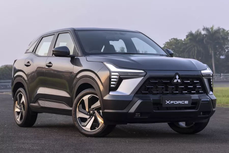 2024 Mitsubishi Xforce front shot