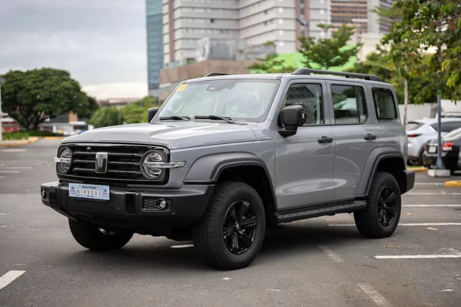 A picture of the Tank 300. 