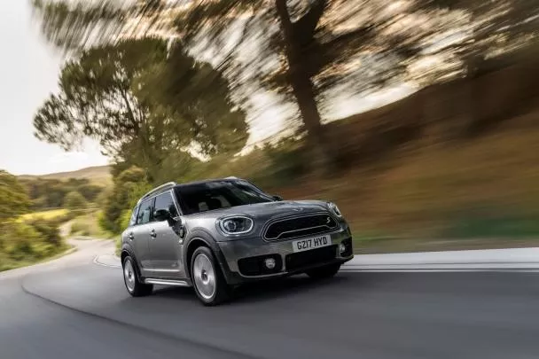 Mini Cooper S E ALL4 Countryman PHEV on the road