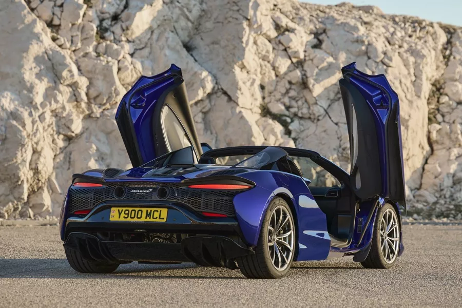 Artura Spider rear