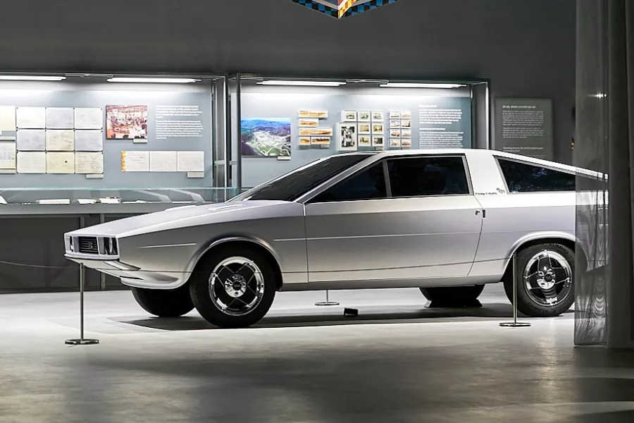 A picture of Hyundai's first-ever concept car. 