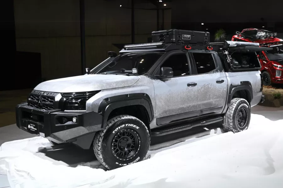 Mitsubishi Triton Snow Shredder concept