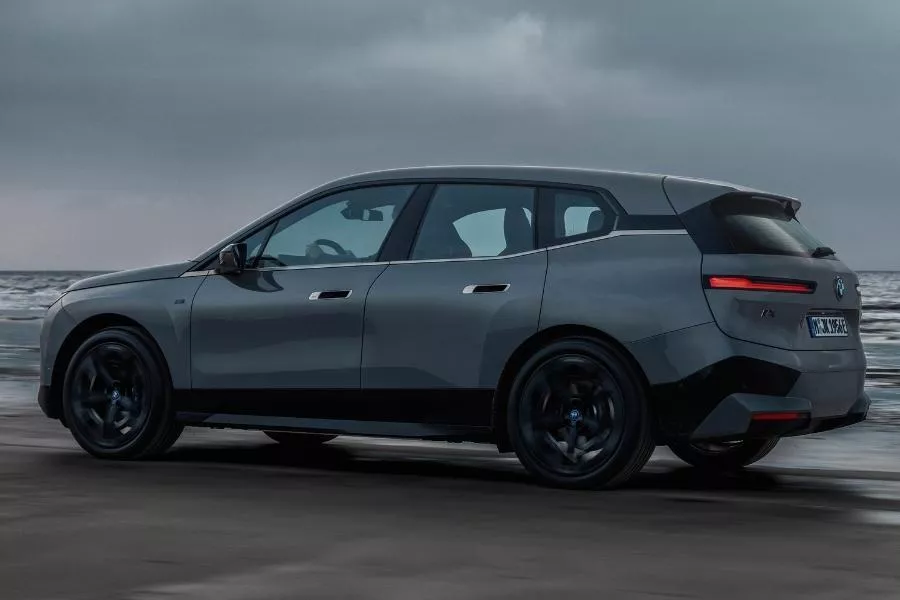 BMW iX M60 rear shot