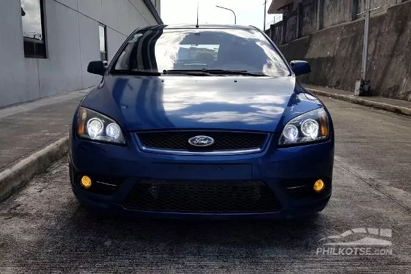 2008-ford-focus-tdci-front-on-the-road