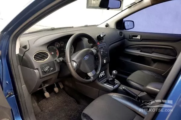 2008-ford-focus-tdci-interior-steering-wheel