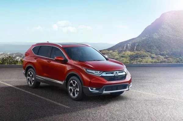 angular front of the 2017 Honda CR-V