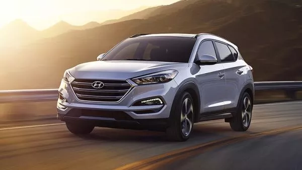 Hyundai Tucson 2017 on the road