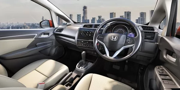 Honda Jazz 2018 cabin