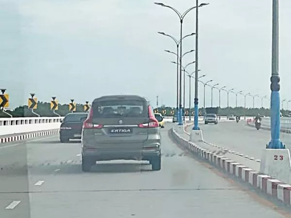 Suzuki Ertiga 2018 on road