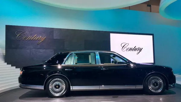 side of the Toyota Century 2018