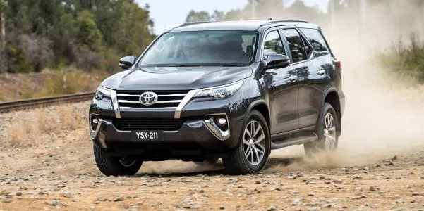 Toyota Fortuner 2018 angular front