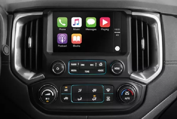 2019 Chevrolet Colorado High Country Storm dashboard