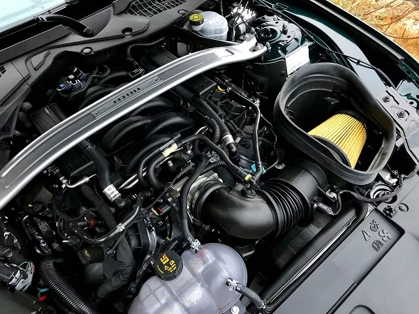 Ford Mustang Bullitt 2019 engine 