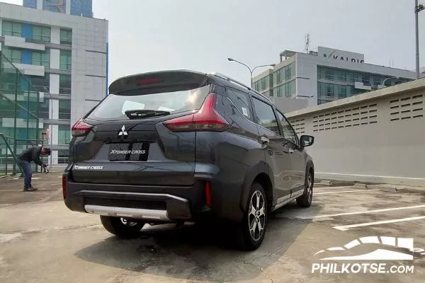 Xpander Cross rear view