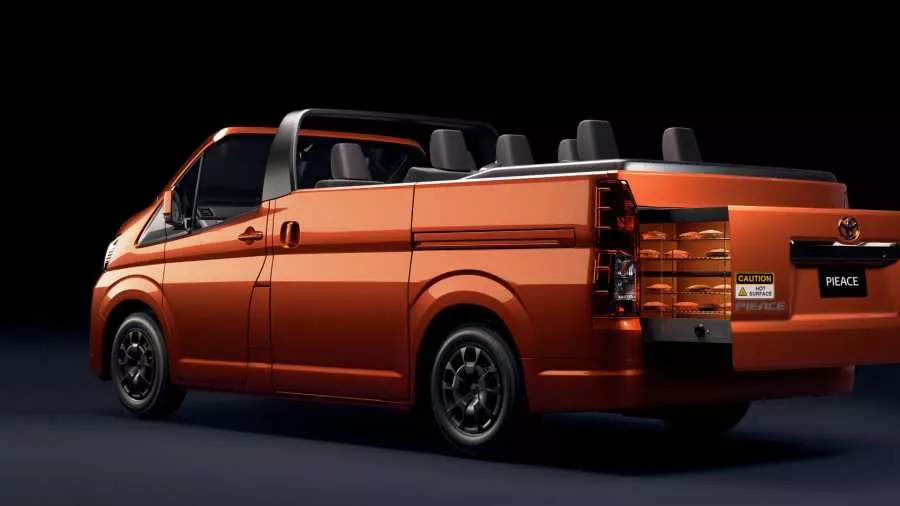 Toyota Hiace Convertible prank 