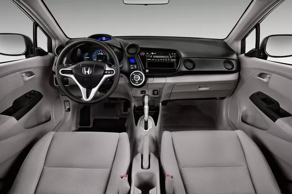 Honda Insight 2019 cockpit