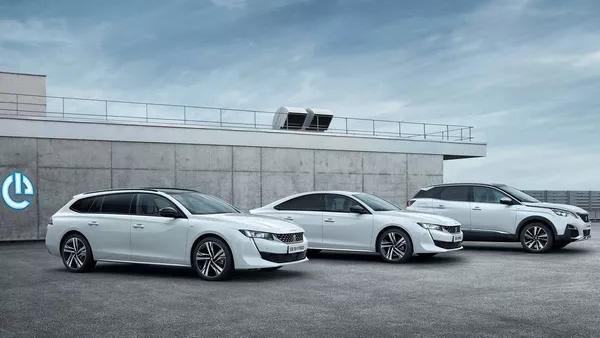 electrified versions of Peugeot 508 2019 sedan, Peugeot 508 2019 wagon, Peugeot 30088 2019
